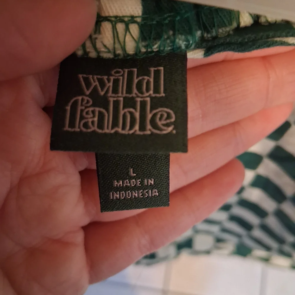 Wild Fable Checkered Green and White Women's Shorts - Picture 2 of 5